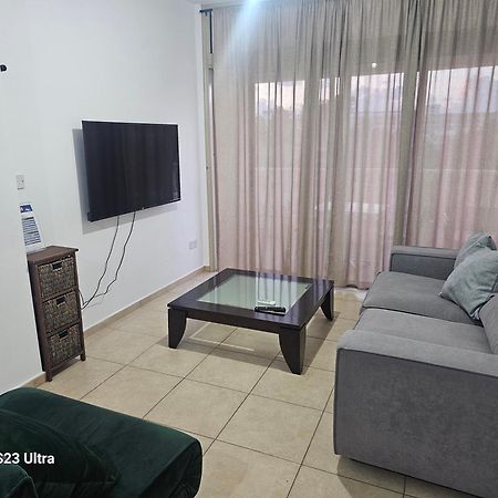 King'S Holiday Apartments Paphos Eksteriør billede